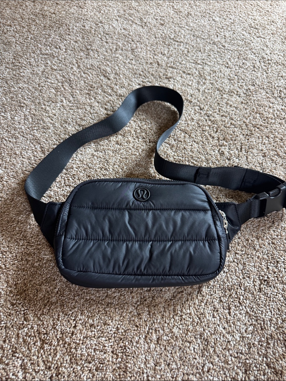 lululemon athletica Black Quilted Wunder Puff belt bag